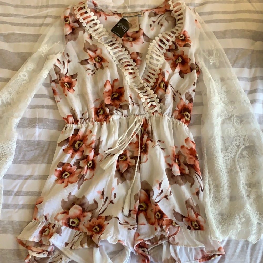Floral laced romper